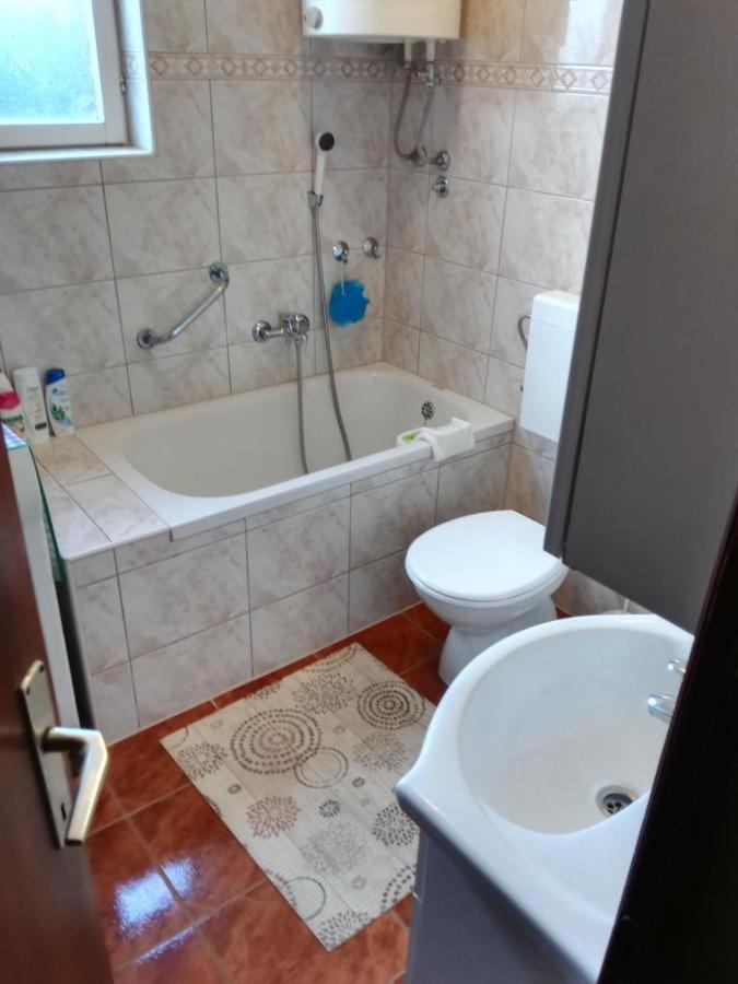 Apartmani Karuza Novalja Exterior foto
